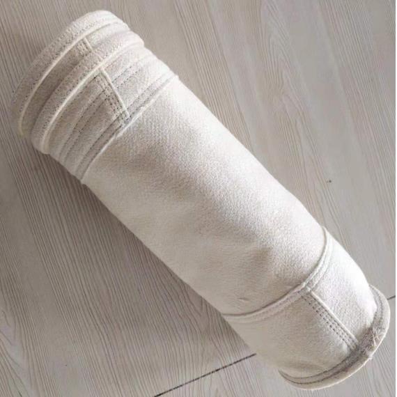 玻璃纤维复合针刺毡.jpg